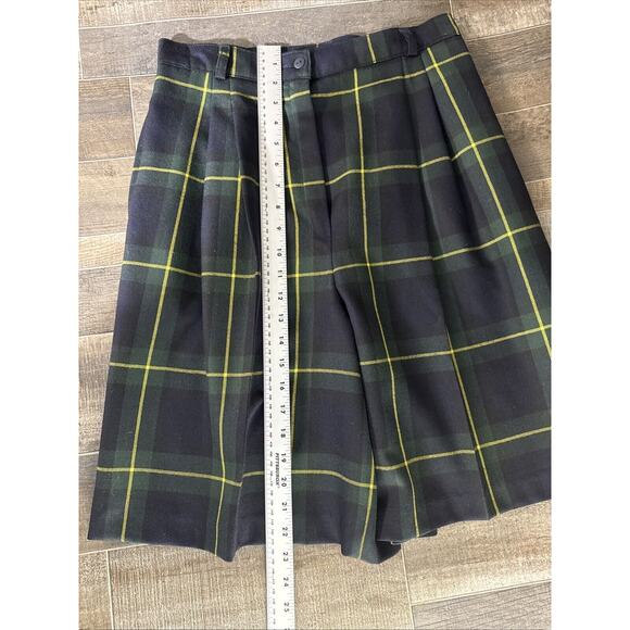 Vintage 90’s Nygard Collection Plaid Shorts/ Skirt Look Wool Size 10 Tartan Tree - Picture 8 of 9